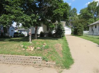 509 N 40th St, Council Bluffs, IA 51501