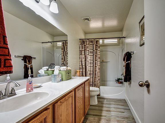 2nd image of 27971 N Gold Ln