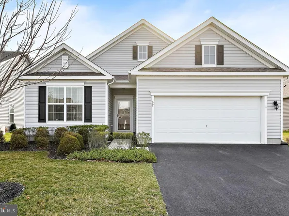 67 Woodchuck Dr, Barnegat, NJ 08005