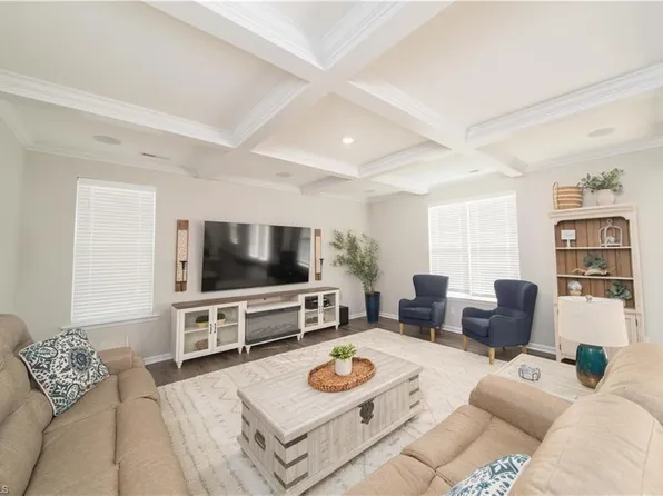 1216 Creek Knoll Dr, Lewisville, NC 27023