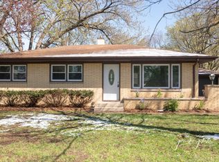 1480 Molitor Rd, Aurora, IL 60505