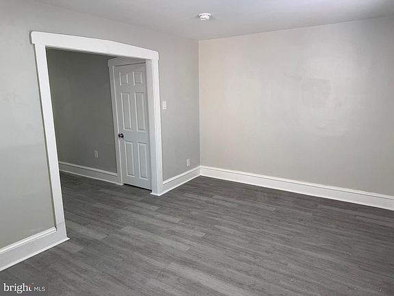 5th image of 244 Mansion Ave Unit B