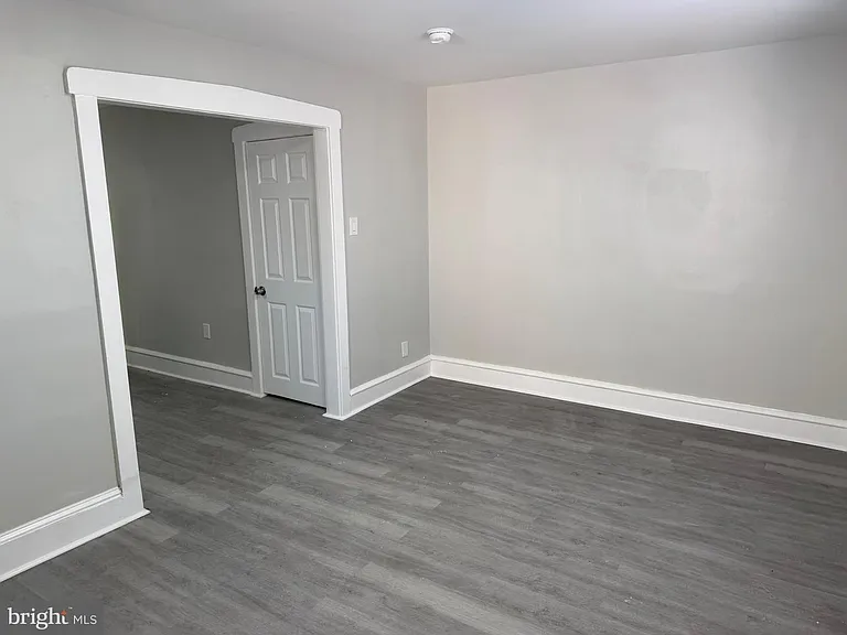 244 Mansion Ave — Photo 32