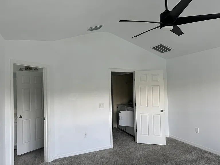 3587 Plainview Dr — Photo 15