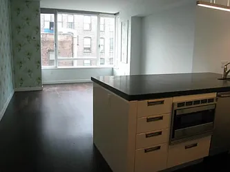 Rented by Manhattan Best Realty, Inc.