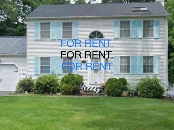 20 Prouty St, Springfield, MA 01119