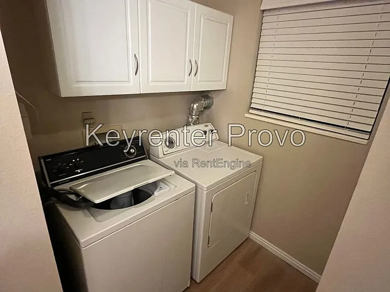 1039 S Freedom Blvd — Photo 11