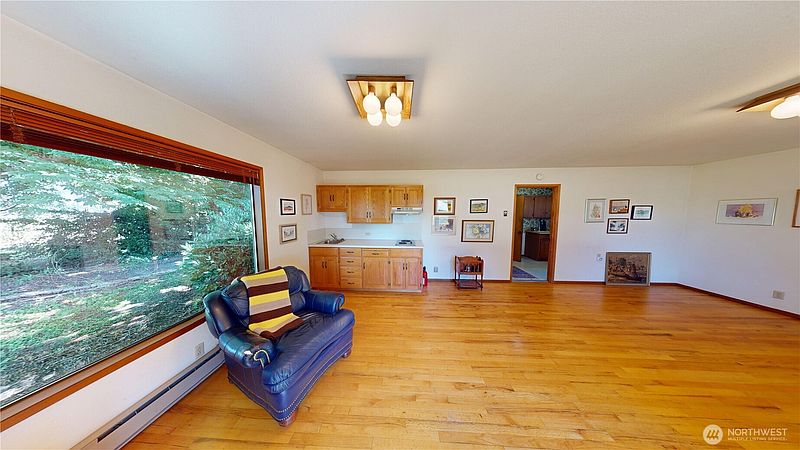 4th image of 12741 Ring Lane