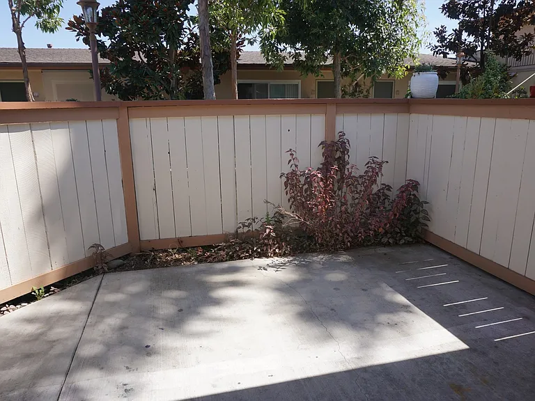 2616 Greenmeadow Rd — Photo 9