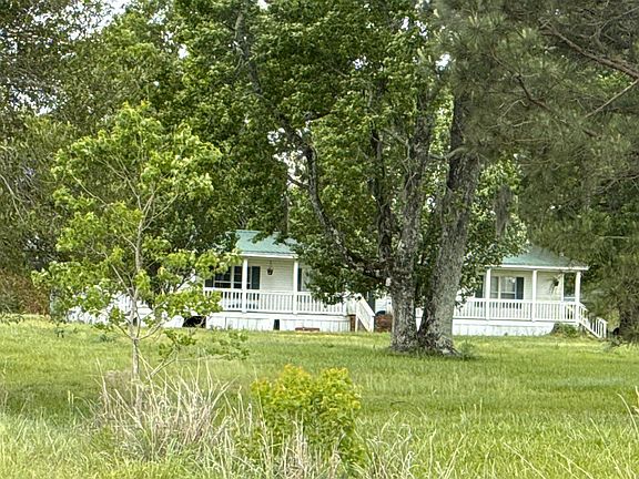 3rd image of 1002 Clyde Chachere Rd