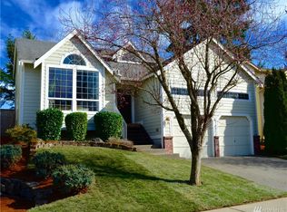 1024 Duvall Pl NE, Renton, WA 98059