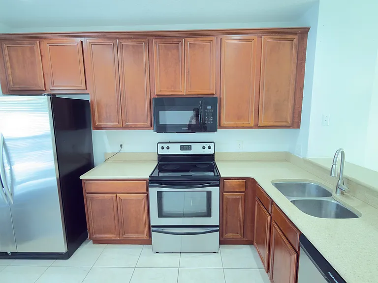 8519 Trail Wind Dr — Photo 11