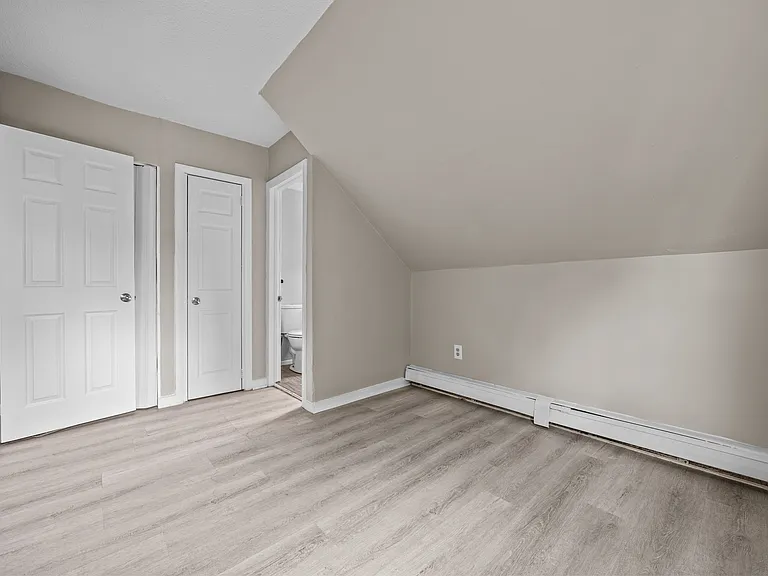 133 Davenport Ave #3B — Photo 5