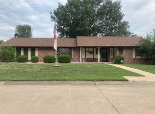 2218 Elmwood Ln, Miami, OK 74354