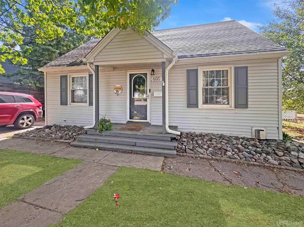 600 Mather Ave, Ishpeming, MI 49849