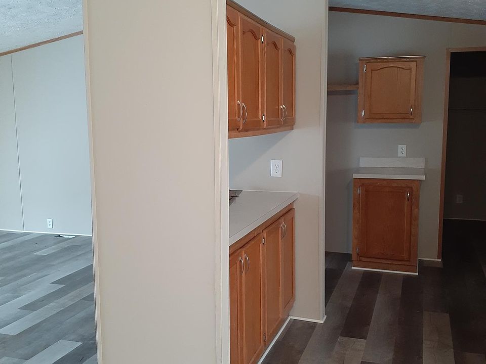 2nd image of 1336 Overlook Ln #109