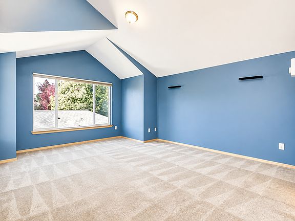 5th image of 5622 Fauntleroy Way SW #B
