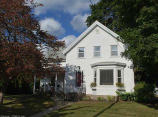 4 Palmer St, Ashaway, RI 02804