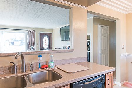 5th image of 5823 Jerry Ln