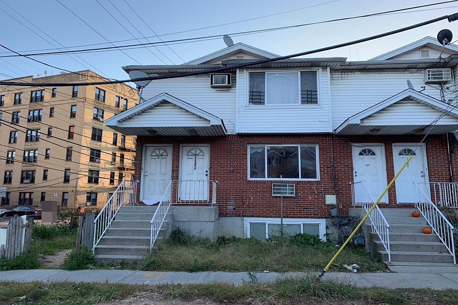 1st image of 1124 Gipson St