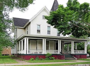 30 Lake Ave APT 3, Hilton, NY 14468