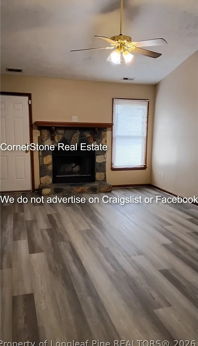 3 bed, 2.0 bath, 1212 sqft, $1,495 — Photo 2