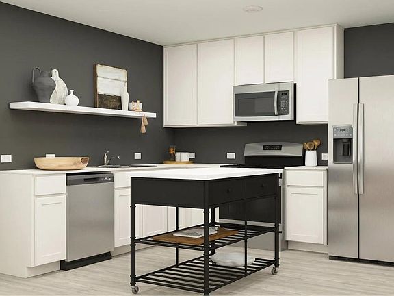 3rd image of 346 Lucia Way