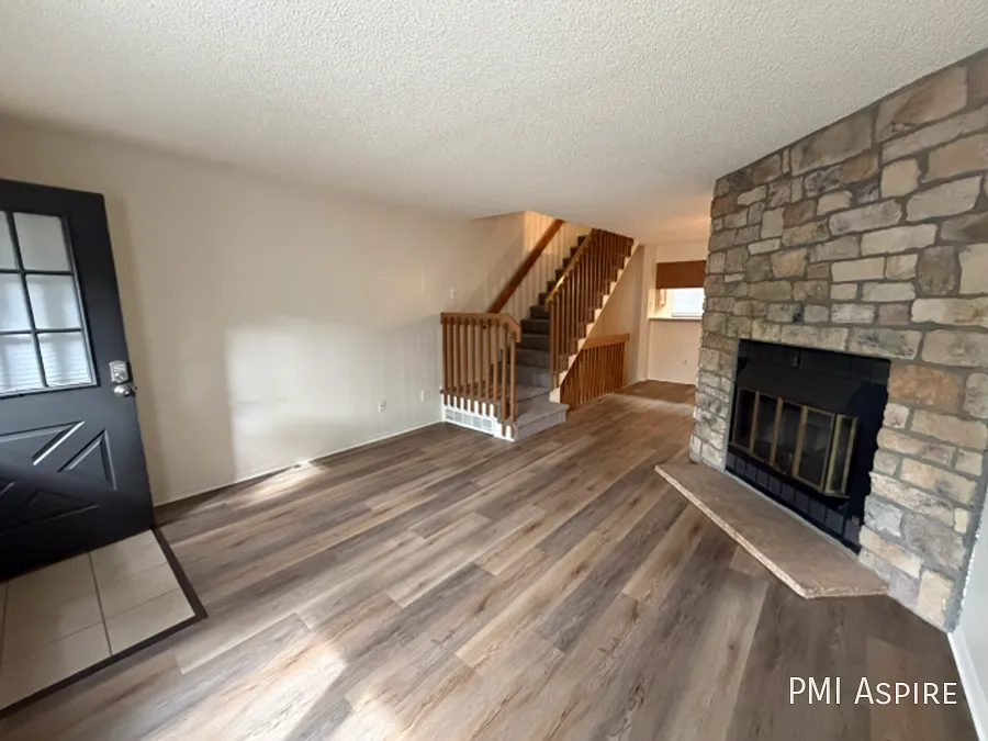 Building Photo - 1098 Milo Cir #B