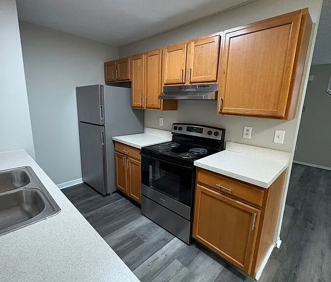 607 Pebble Pl #F — Photo 12
