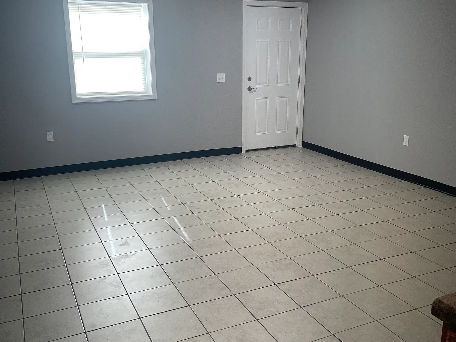 2 bed, 900 sqft, $925 — Photo 2