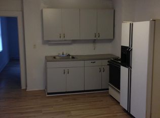643 Peach Aly APT 1, Glassport, PA 15045