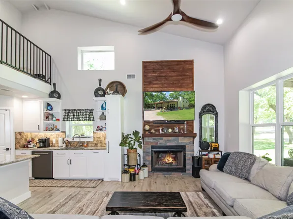 7387 Fm 2451, Scurry, TX 75158