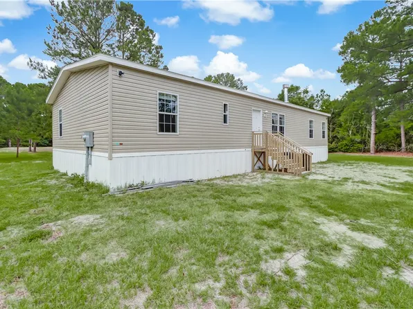 16215 Shark Rd W, Jacksonville, FL 32226