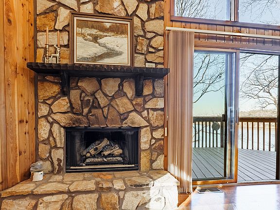 5th image of 363 Wildwood Cir