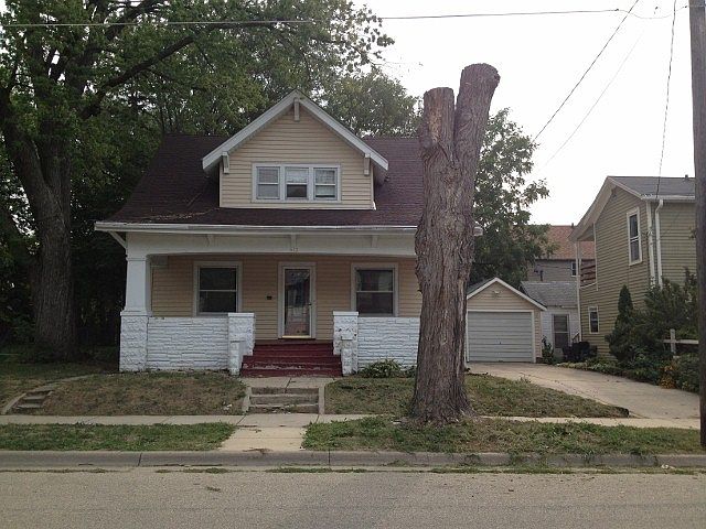 1st image of 512 Eisenhower Ave