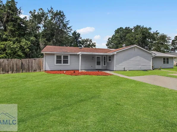 160 Cherokee Cir, Hinesville, GA 31313