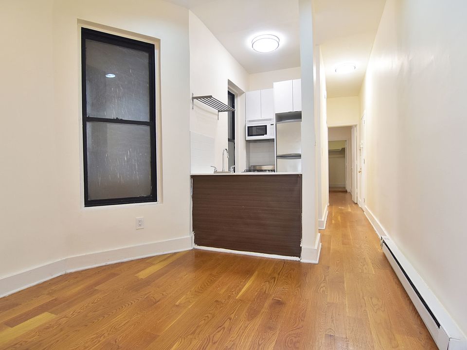 1st image of 932 Amsterdam Ave #S2