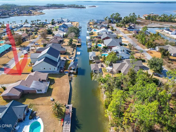 702 Beachcomber Dr, Lynn Haven, FL 32444