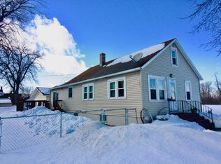 523 8th St N, Breckenridge, MN 56520