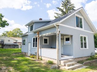 415 Jermyn St, Ionia, MI 48846