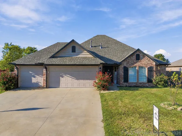 4457 Pecan Cir, Kiefer, OK 74041