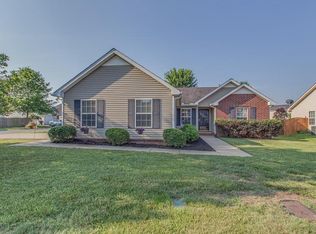 3033 Weybridge Dr, Murfreesboro, TN 37128