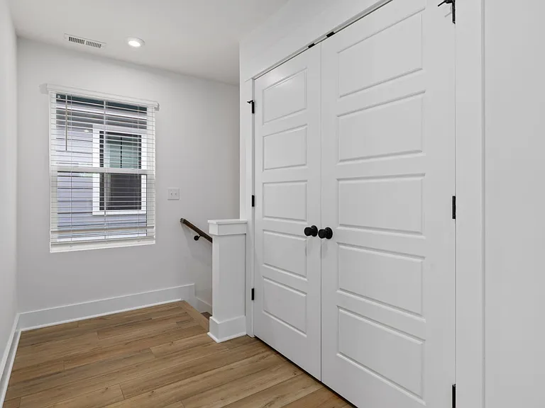260 Asher Hills Ct — Photo 18