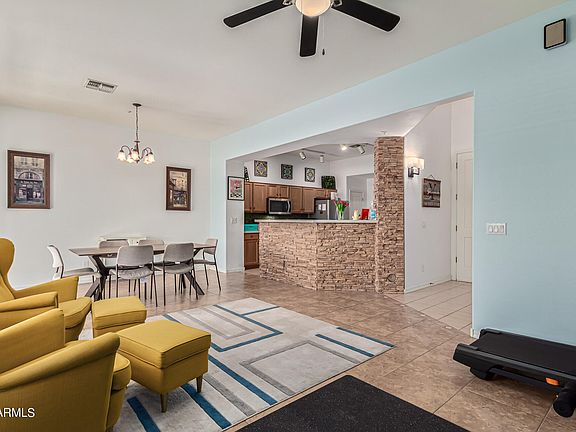 4th image of 1363 W MARLIN Drive