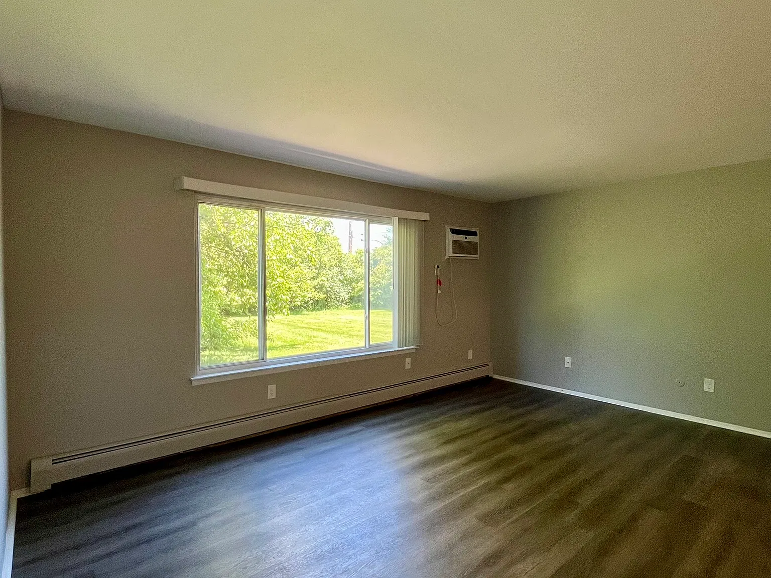 18646 Van Horn Rd — Photo 2