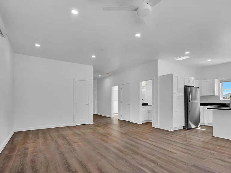 Saddle Lofts Apartments — Photo 30