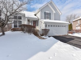 1567 Plum Ct, Grayslake, IL