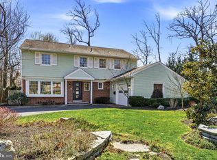 506 Garwood Dr, Cherry Hill, NJ 08003