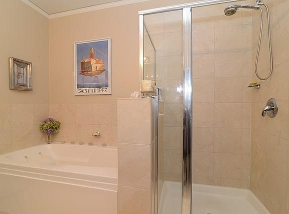 5th image of 201 N Westshore Dr APT 2605