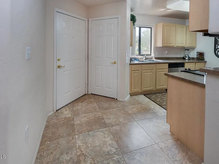 1287 N Alma School Rd #248 — Photo 3